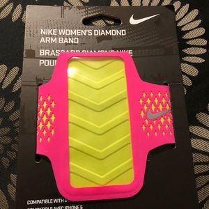 NWOT NIKE Arm Band, iPhone 5